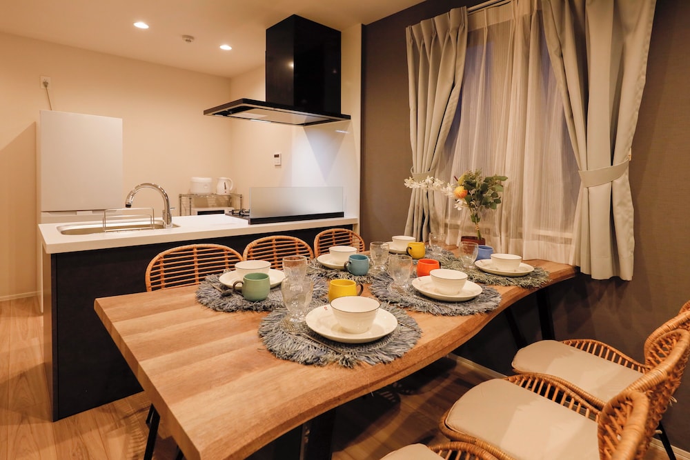 room3/5名収容 禁煙 専用キッチン4 | パシフィックコースト江ノ島 by Tranova