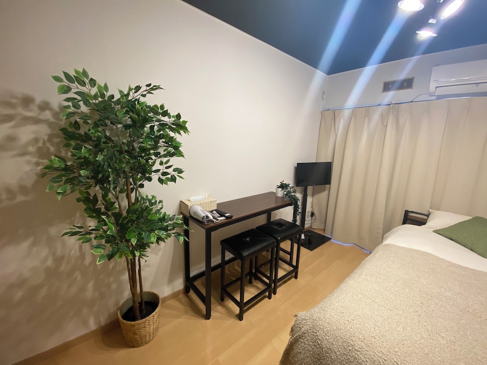 206/Non-smoking/2ppl 客室2 | ルナハイツミヤケ by Tranova