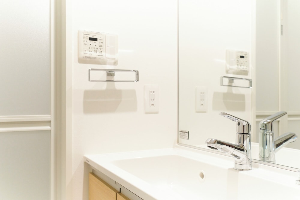 D (5p) 禁煙 バスルーム0 | フロンティアコンフォート北池袋 by Tranova