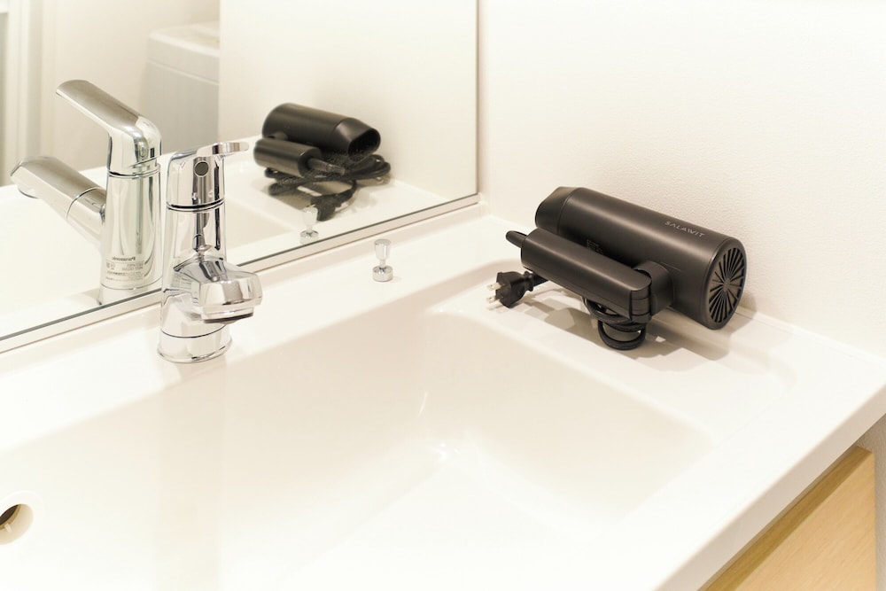 A (3p) 禁煙 バスルーム2 | フロンティアコンフォート北池袋 by Tranova