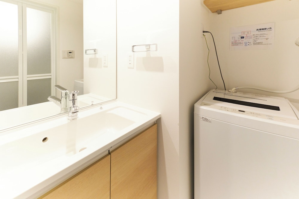 A (3p) 禁煙 バスルーム0 | フロンティアコンフォート北池袋 by Tranova