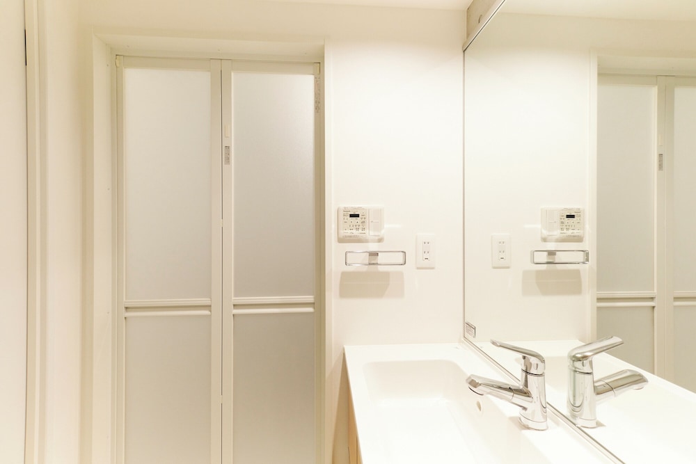 F (3p) 禁煙 バスルーム3 | フロンティアコンフォート北池袋 by Tranova