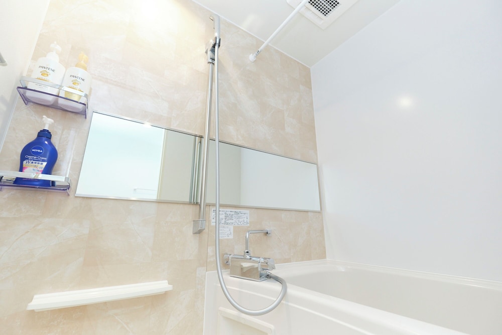 C (3p) 禁煙 バスルーム1 | Sugamo Green Heights by Tranova