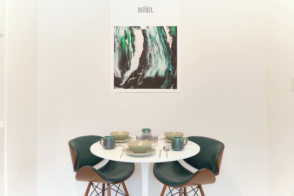 B (3p) 禁煙 リビング エリア2 | Sugamo Green Heights by Tranova