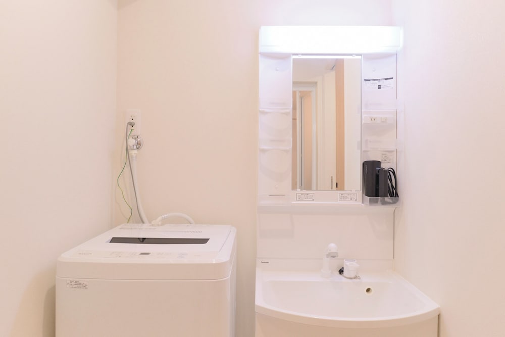 B, 2名収容 禁煙 バスルーム7 | Victoria 下北沢 by Tranova