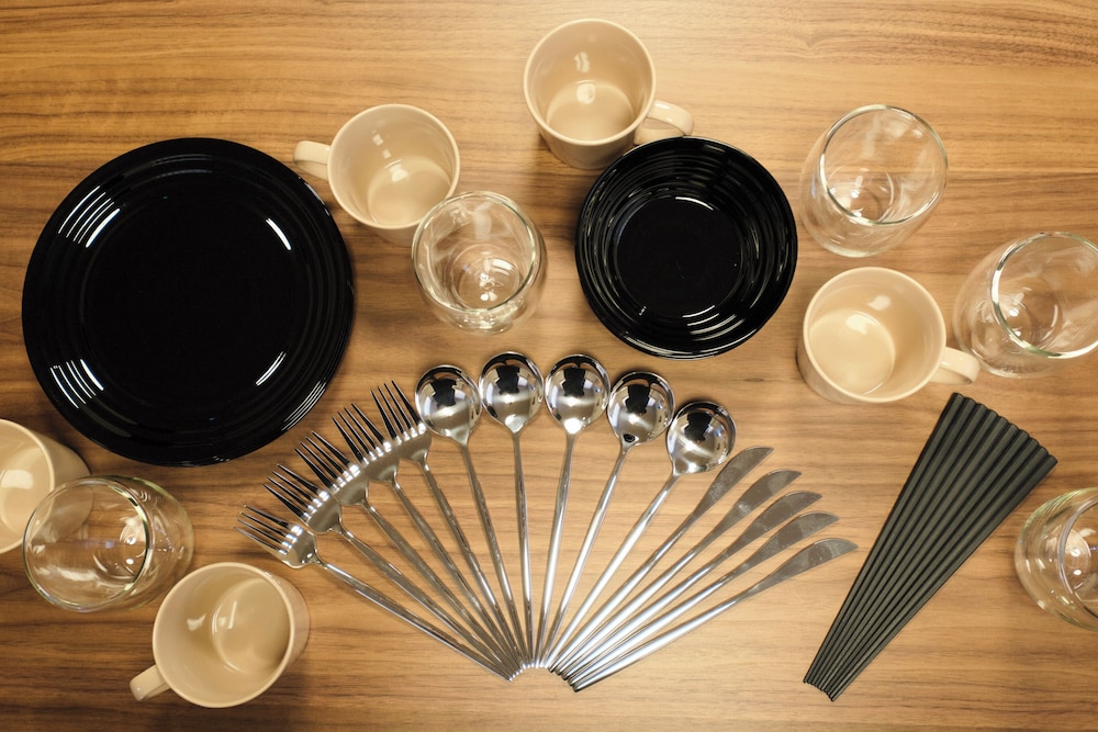 5名収容 (2階: 玄関, 3階: 部屋) 禁煙 専用キッチン3 | MATSUBARA INN