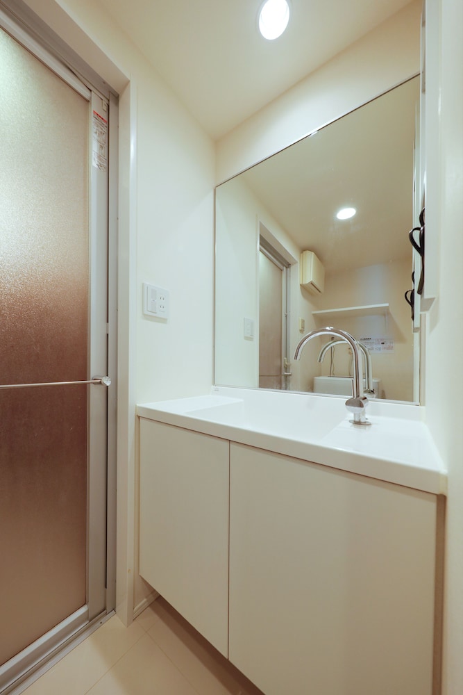 4名収容, 201 禁煙 バスルーム1 | Grand Duo Shirokane by Tranova