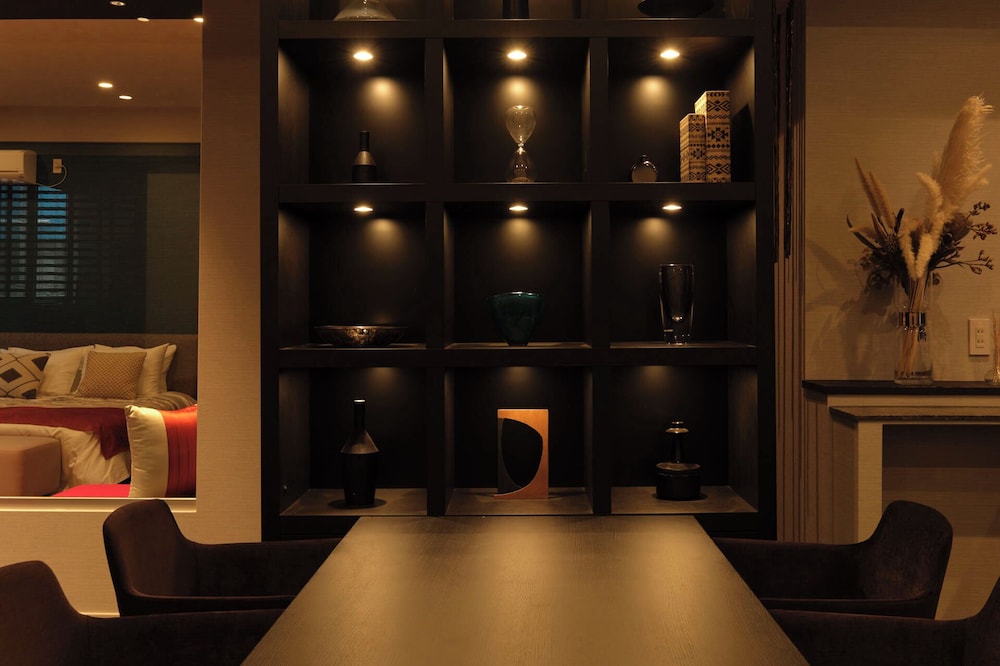 6名収容, 202 禁煙 リビング エリア5 | プレシオジテ茅ヶ崎 by Tranova