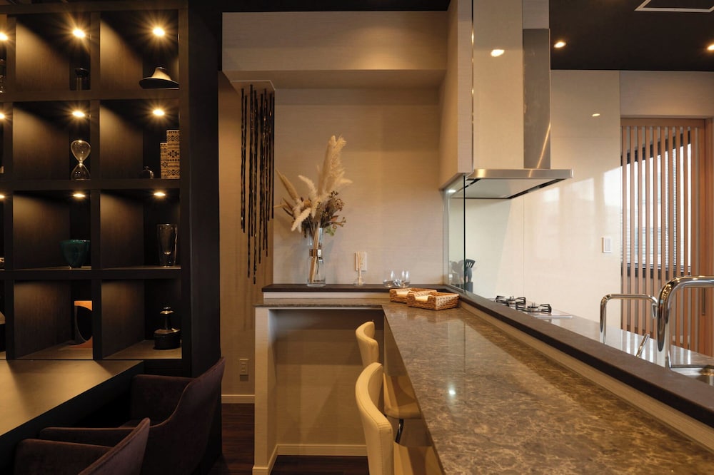 6名収容, 202 禁煙 専用キッチン7 | プレシオジテ茅ヶ崎 by Tranova