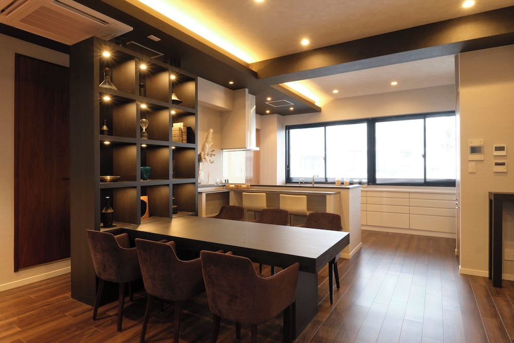 6名収容, 202 禁煙 専用キッチン6 | プレシオジテ茅ヶ崎 by Tranova