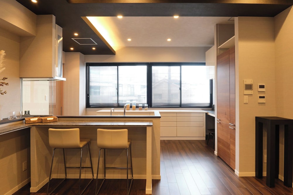 6名収容, 202 禁煙 専用キッチン15 | プレシオジテ茅ヶ崎 by Tranova