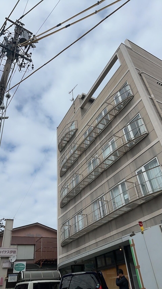 外観1 | プレシオジテ茅ヶ崎 by Tranova