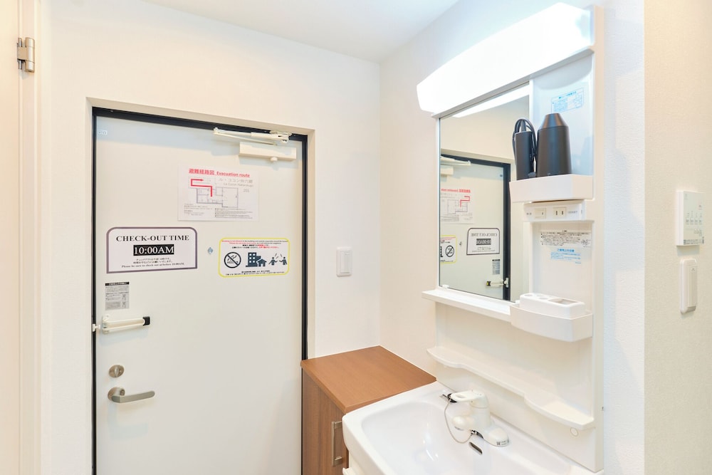 A (2名収容) 禁煙 客室の設備とサービス0 | Le Cocon Nakarokugo by Tranova