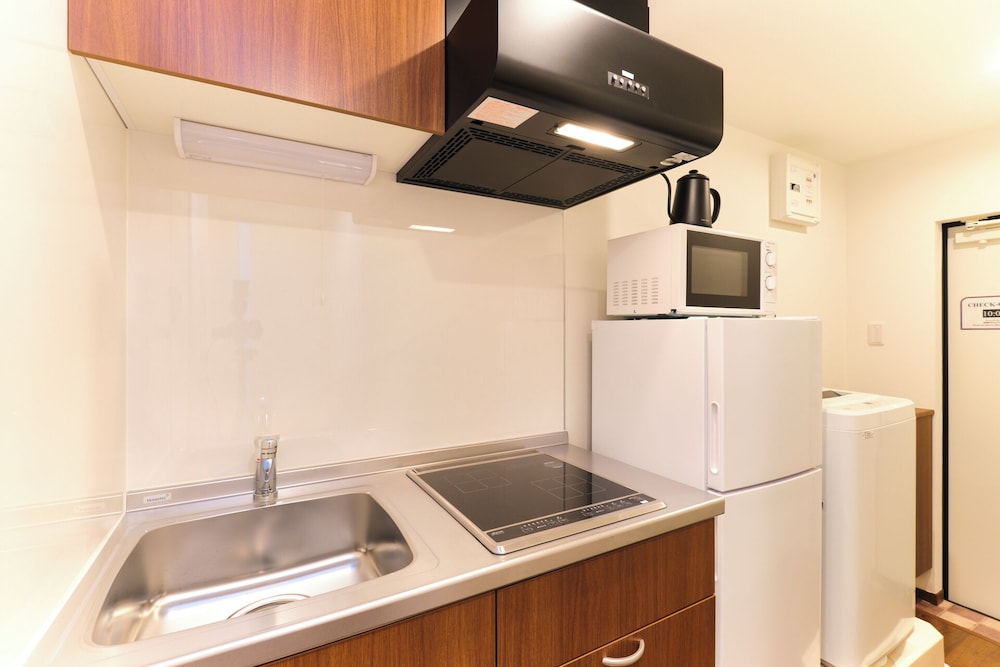 B (2名収容) 禁煙 専用キッチン2 | Le Cocon Nakarokugo by Tranova