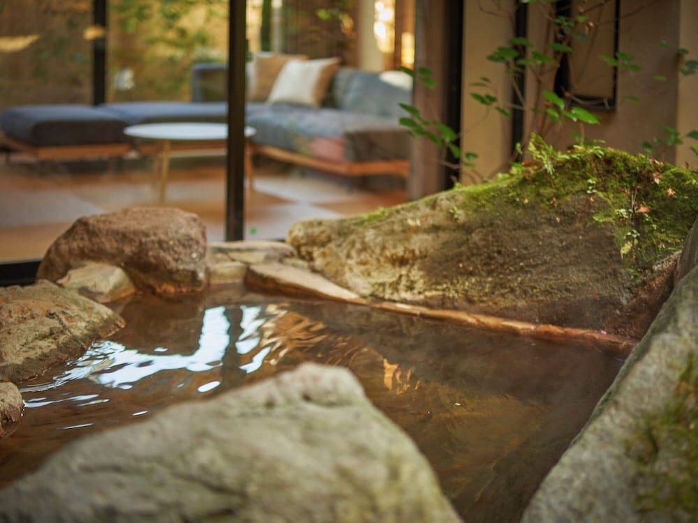 ラグジュアリー ダブルまたはツインルーム バスルーム0 | 湯布院 樂涌