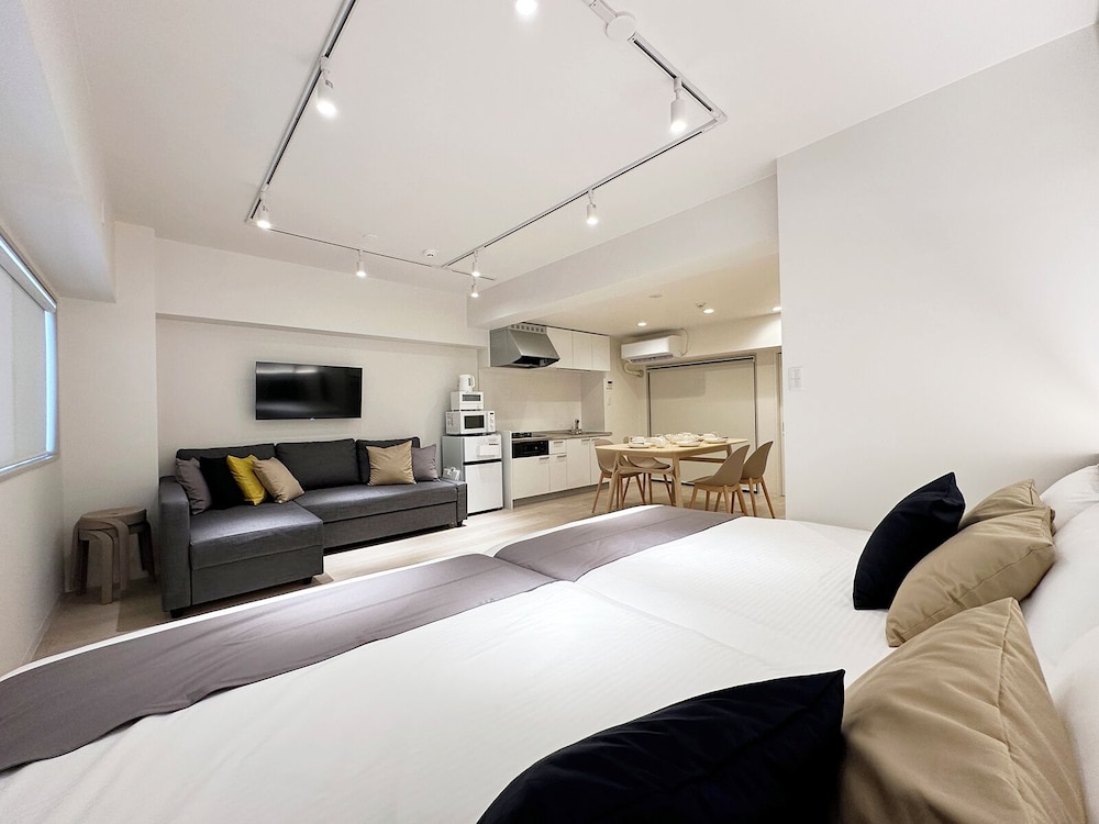 スーペリア スタジオスイート バルコニー 客室4 | F スタイル並木通り