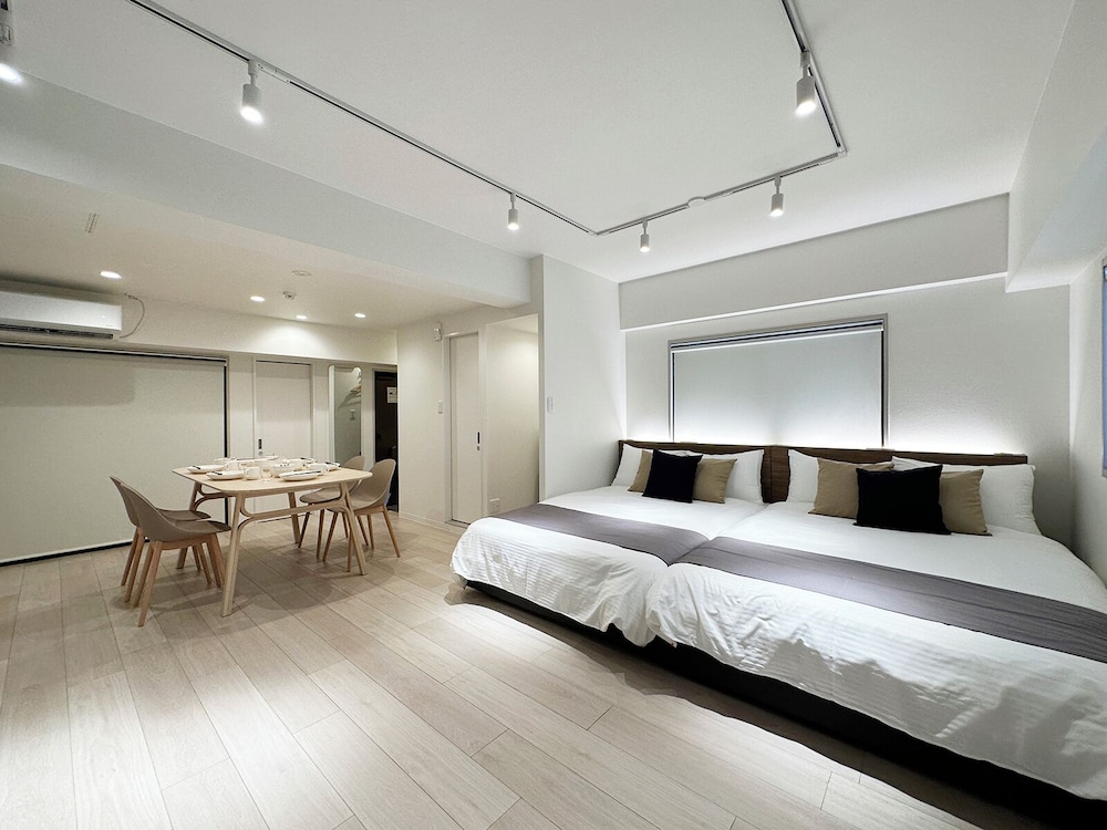 スーペリア スタジオスイート バルコニー | F スタイル並木通り