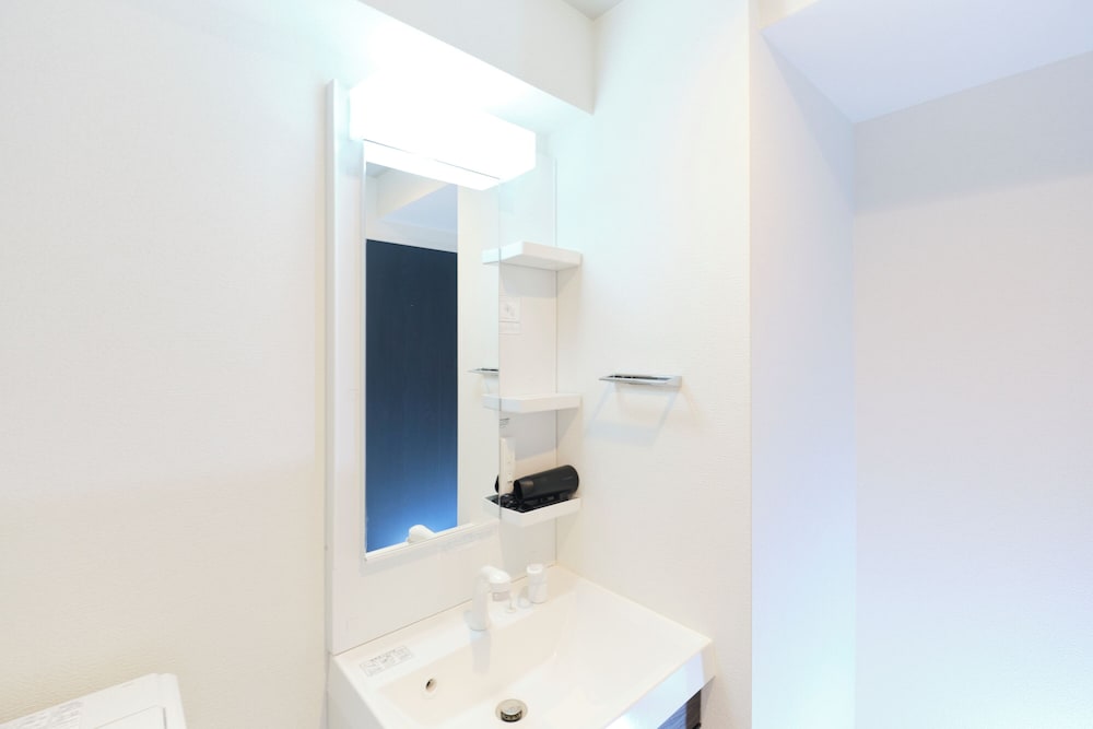 5名収容 禁煙 バスルーム4 | Metro Gate Morishita