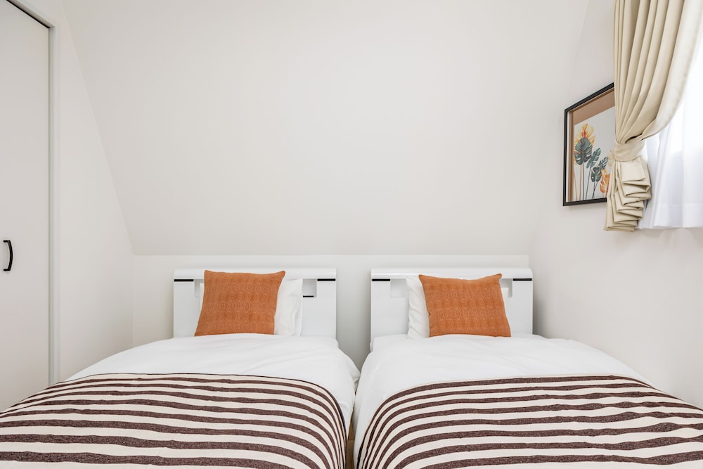 ファミリー ハウス 客室27 | Modern Japan 東京浅草 east