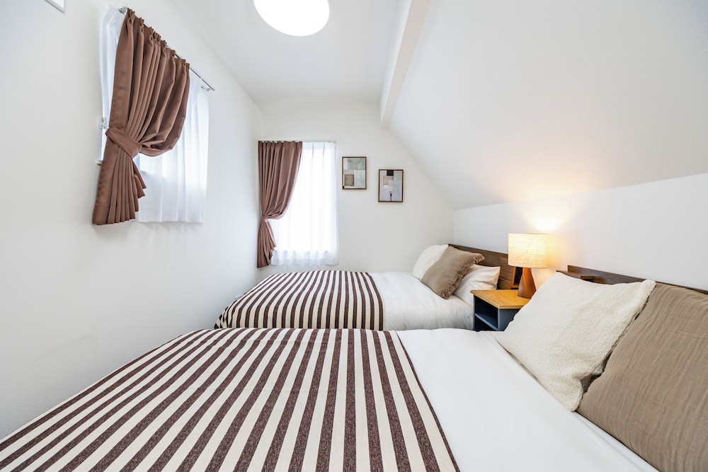 ファミリー ハウス 客室12 | Modern Japan 東京浅草 east