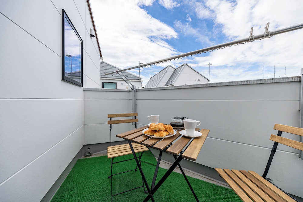 ファミリー ハウス テラス / パティオ1 | Modern Japan 東京浅草 east