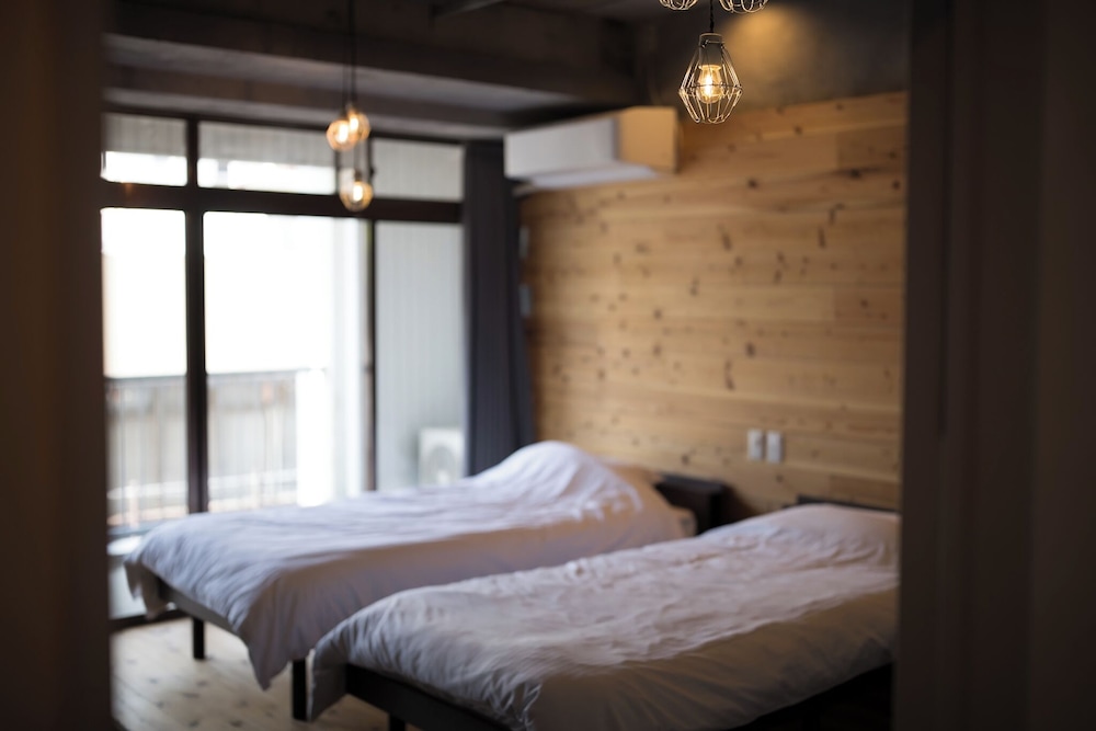 ツインルーム 禁煙 共用バスルーム 客室2 | Cabin