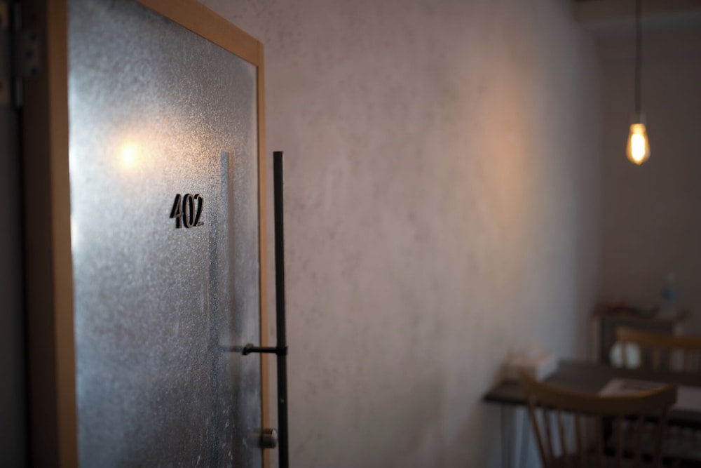 スーペリア ツインルーム 禁煙 共用バスルーム 客室5 | Cabin