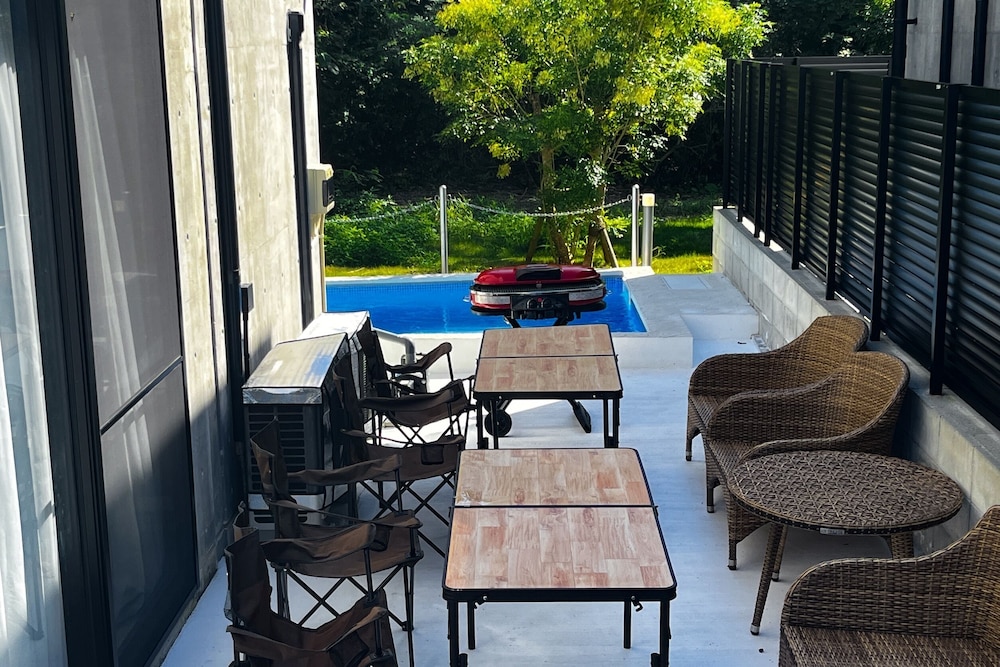 ヴィラ プライベートプール ビーチサイド (No. 2) 客室5 | RYUKYU BREEZE