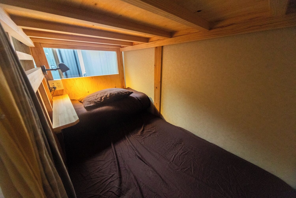 客室1 | Fukuoka Guesthouse CAMP 客室1 | Fukuoka Guesthouse CAMP