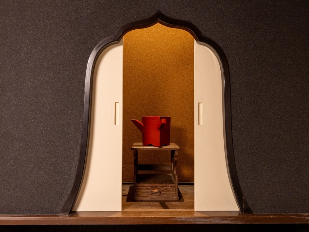 中の間 (6畳+4.5畳) [バス·トイレ別 / 禁煙] 客室2 | 虎屋別館