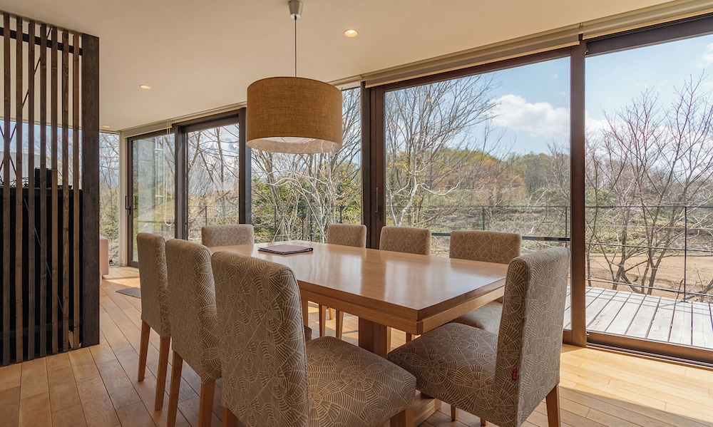 ダイニングルーム1 | Escarpment House by H2 Life