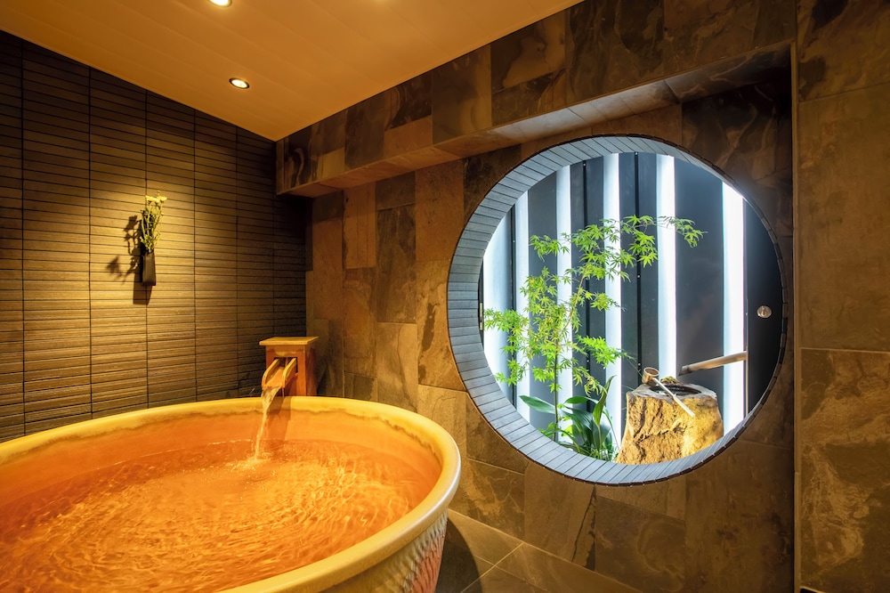Hana-no-ma | gallery hotel KAGUYA