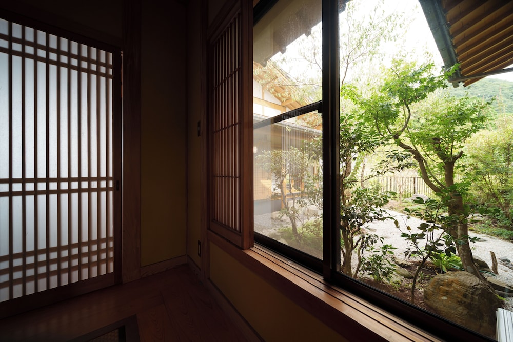 ルーム 禁煙 客室7 | Yufuin Geihinkan Torigoebettei