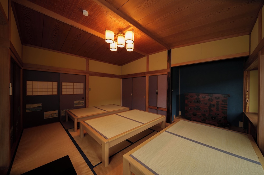 ルーム 禁煙 客室12 | Yufuin Geihinkan Torigoebettei