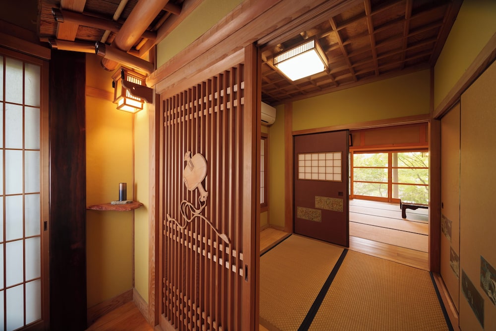 ルーム 禁煙 客室6 | Yufuin Geihinkan Torigoebettei