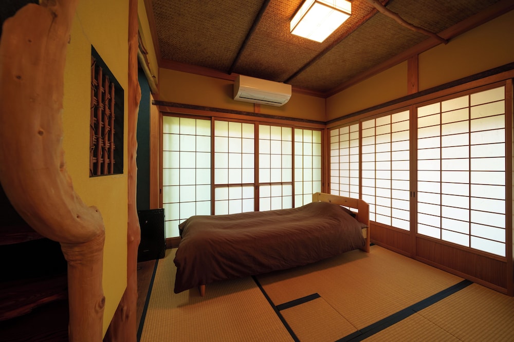 ルーム 禁煙 客室10 | Yufuin Geihinkan Torigoebettei