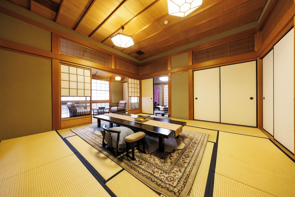 デラックス ルーム | 四季亭