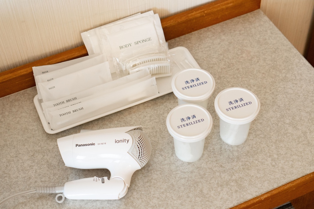 ツインルーム 禁煙 (with Extra bed) バスルームの設備0 | ホテルギンモンド京都