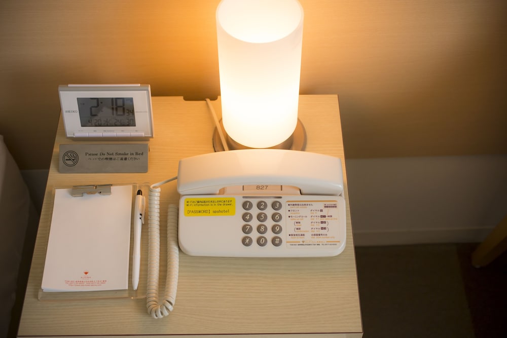 スタンダード ダブルルーム 禁煙 客室の設備とサービス1 | スパホテルアルピナ飛騨高山