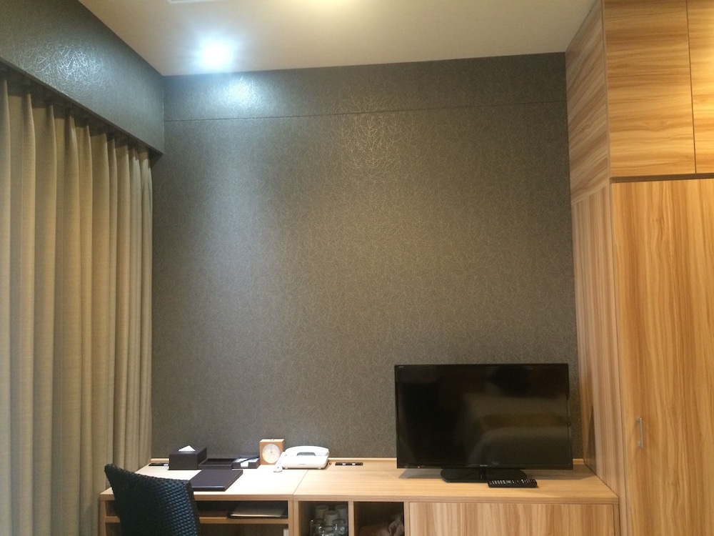 天然温泉（サウナ）特典付き！パーシャルハリウッドツインルーム 3名利用 【メインタワー】 客室の設備とサービス3 | COMMUNITY&SPA 那覇セントラルホテル