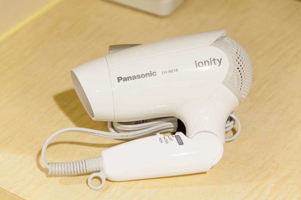 天然温泉（サウナ）特典付き！セミダブルルーム 【イーストタワー】 客室の設備とサービス3 | COMMUNITY&SPA 那覇セントラルホテル