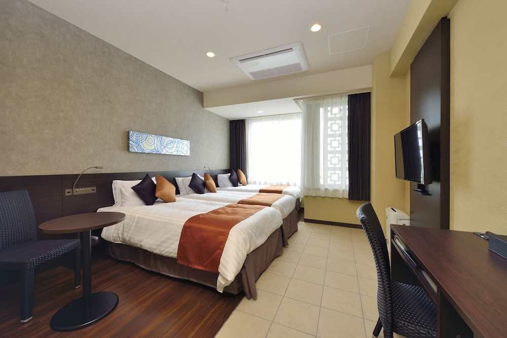 天然温泉（サウナ）特典付き！パーシャルハリウッドツインルーム 3名利用 【メインタワー】 | COMMUNITY&SPA 那覇セントラルホテル