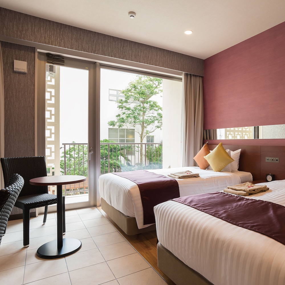 天然温泉（サウナ）特典付き！パティオツインルーム【メインタワー】 客室1 | COMMUNITY&SPA 那覇セントラルホテル