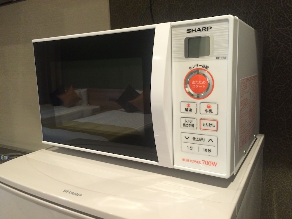 天然温泉(サウナ)特典付き!コンフォートツインルーム 【メインタワー】 電子レンジ0 | COMMUNITY&SPA 那覇セントラルホテル