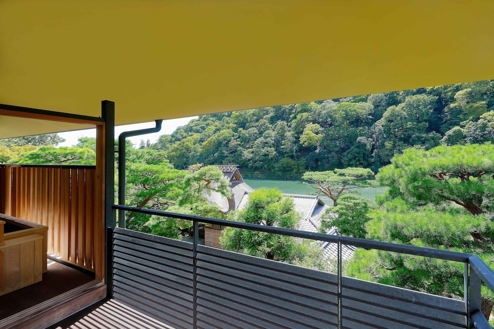 エグゼクティブ スイート 1 ベッドルーム 禁煙 (TOGETSU) 客室0 | 翠嵐 ラグジュアリーコレクションホテル 京都