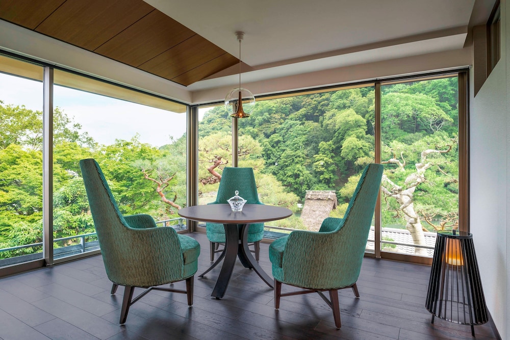 プレジデンシャル スイート 1 ベッドルーム 禁煙 バルコニー 客室6 | 翠嵐 ラグジュアリーコレクションホテル 京都