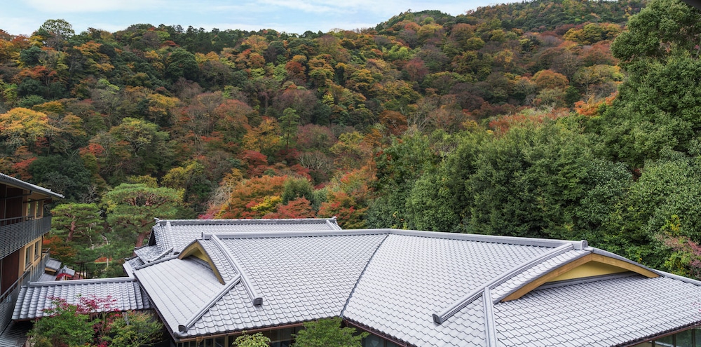 ルーム シングルベッド 2 台 禁煙 バルコニー (View) マウンテン ビュー0 | 翠嵐 ラグジュアリーコレクションホテル 京都