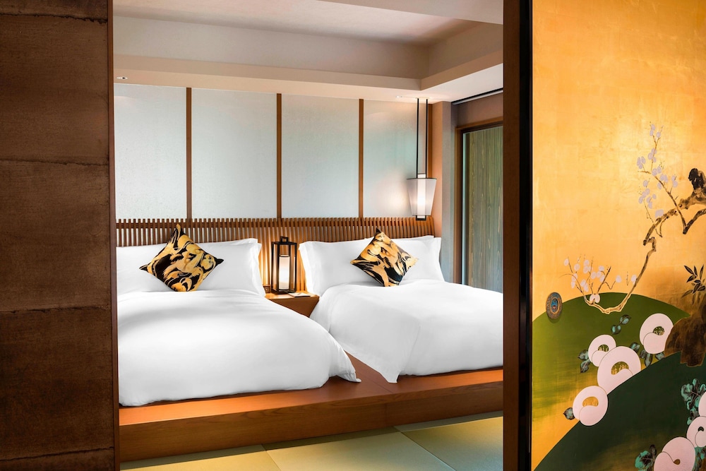 スイート 1 ベッドルーム 禁煙 ガーデンビュー 客室2 | 翠嵐 ラグジュアリーコレクションホテル 京都