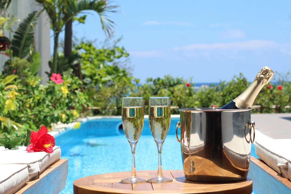 屋外プール1 | フェリスヴィラスイート 宮古島 上野