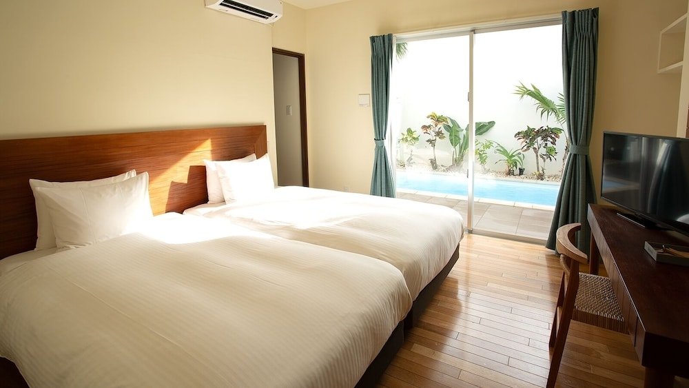 ヴィラ 2 ベッドルーム プライベートプール オーシャンビュー 客室0 | フェリスヴィラスイート 宮古島 上野